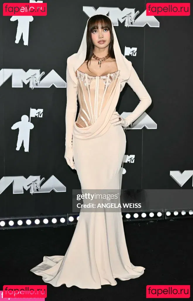 Lisa Blackpink Onlyfans Photo Gallery 