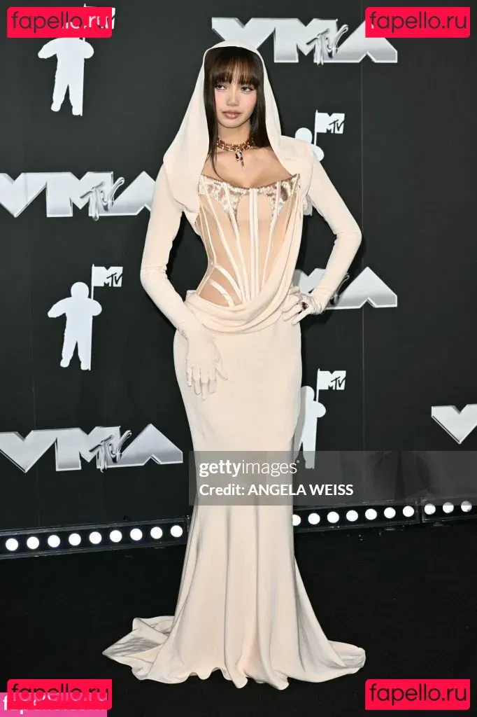 Lisa Blackpink Onlyfans Photo Gallery 