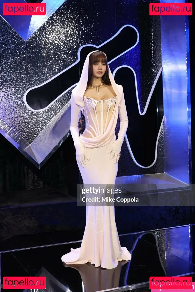 Lisa Blackpink Onlyfans Photo Gallery 