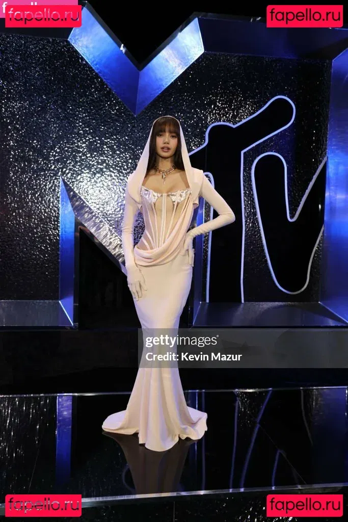 Lisa Blackpink Onlyfans Photo Gallery 