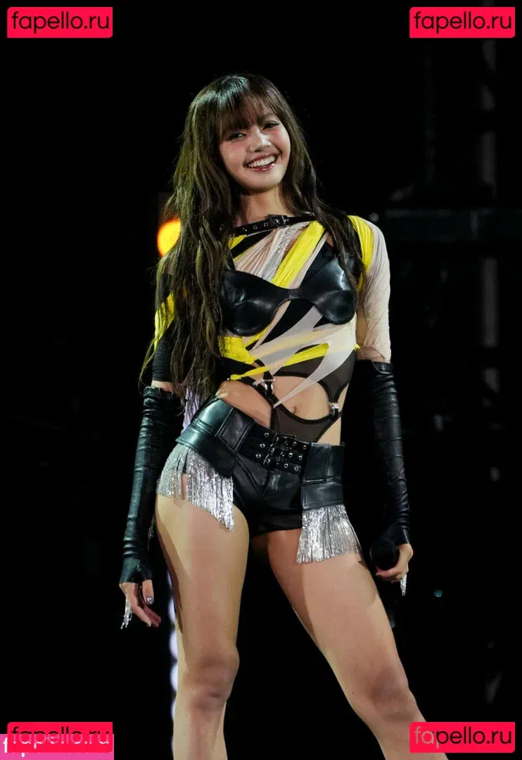 Lisa Blackpink Onlyfans Photo Gallery 
