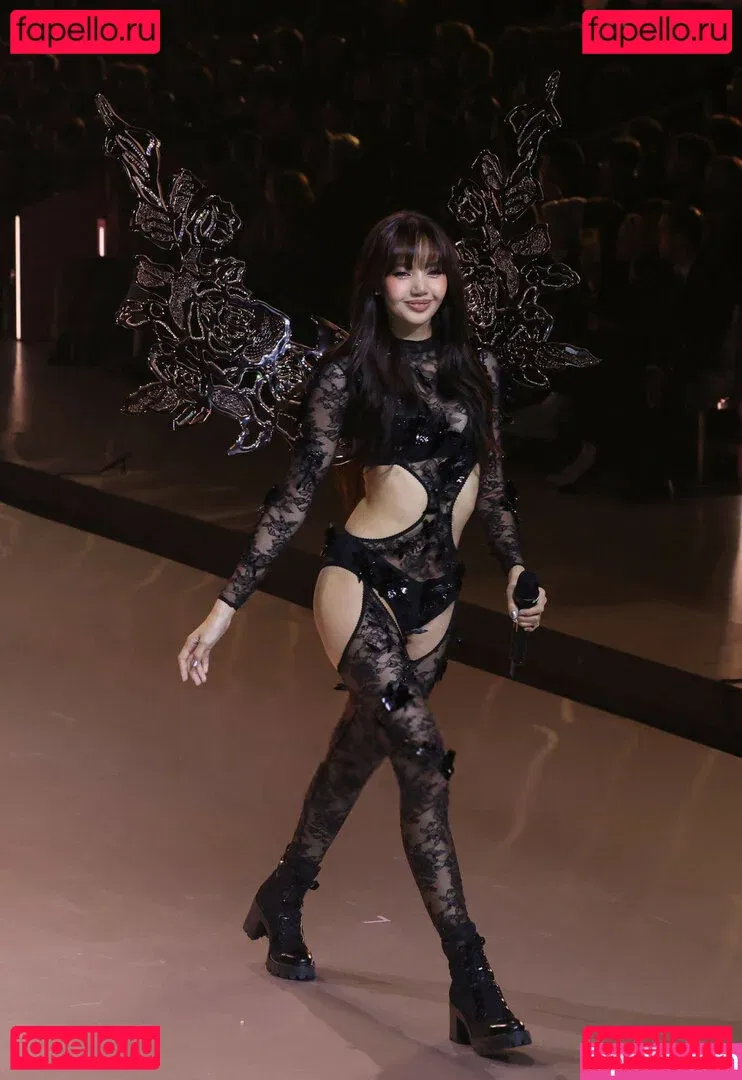 Lisa Blackpink Onlyfans Photo Gallery 