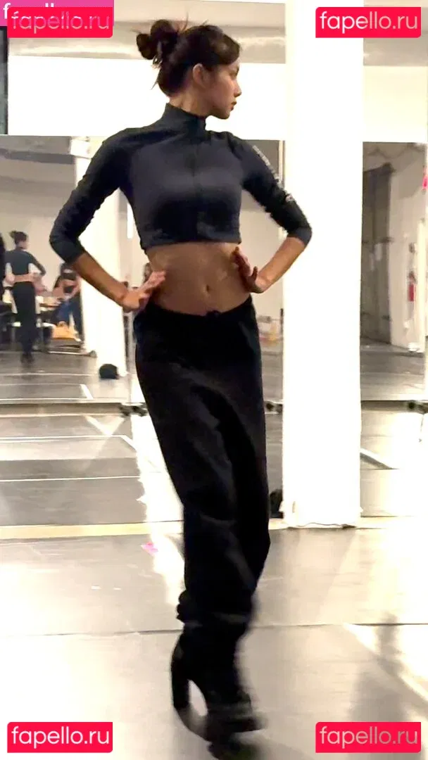 Lisa Blackpink Onlyfans Photo Gallery 