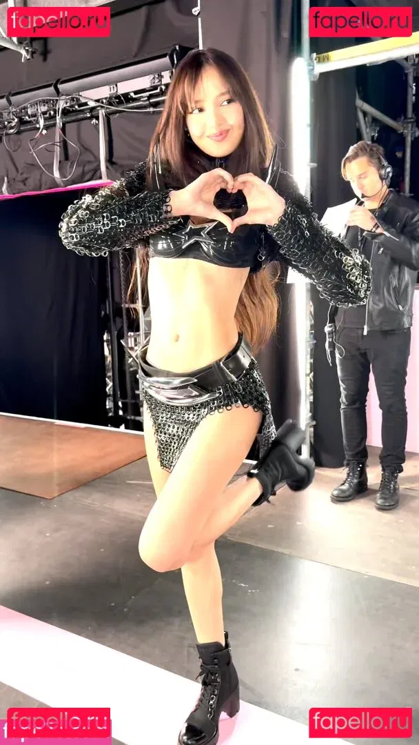 Lisa Blackpink Onlyfans Photo Gallery 