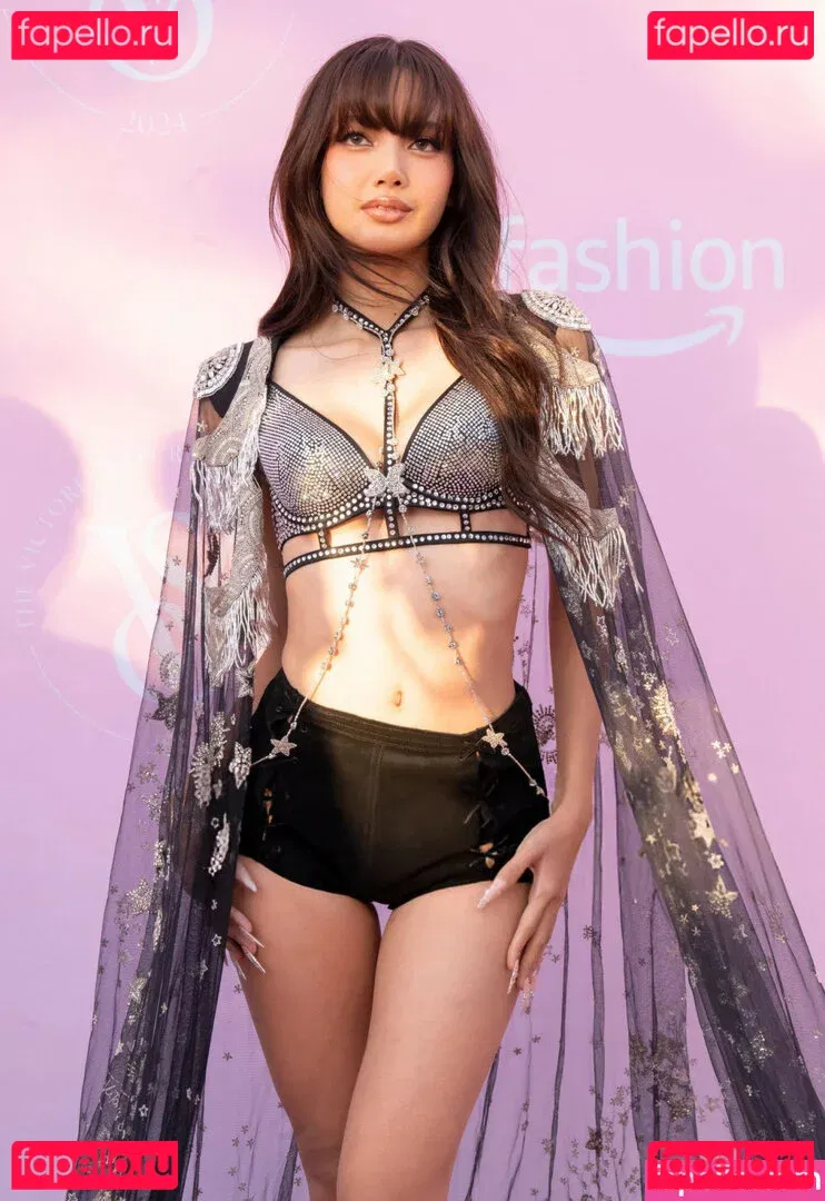 Lisa Blackpink Onlyfans Photo Gallery 