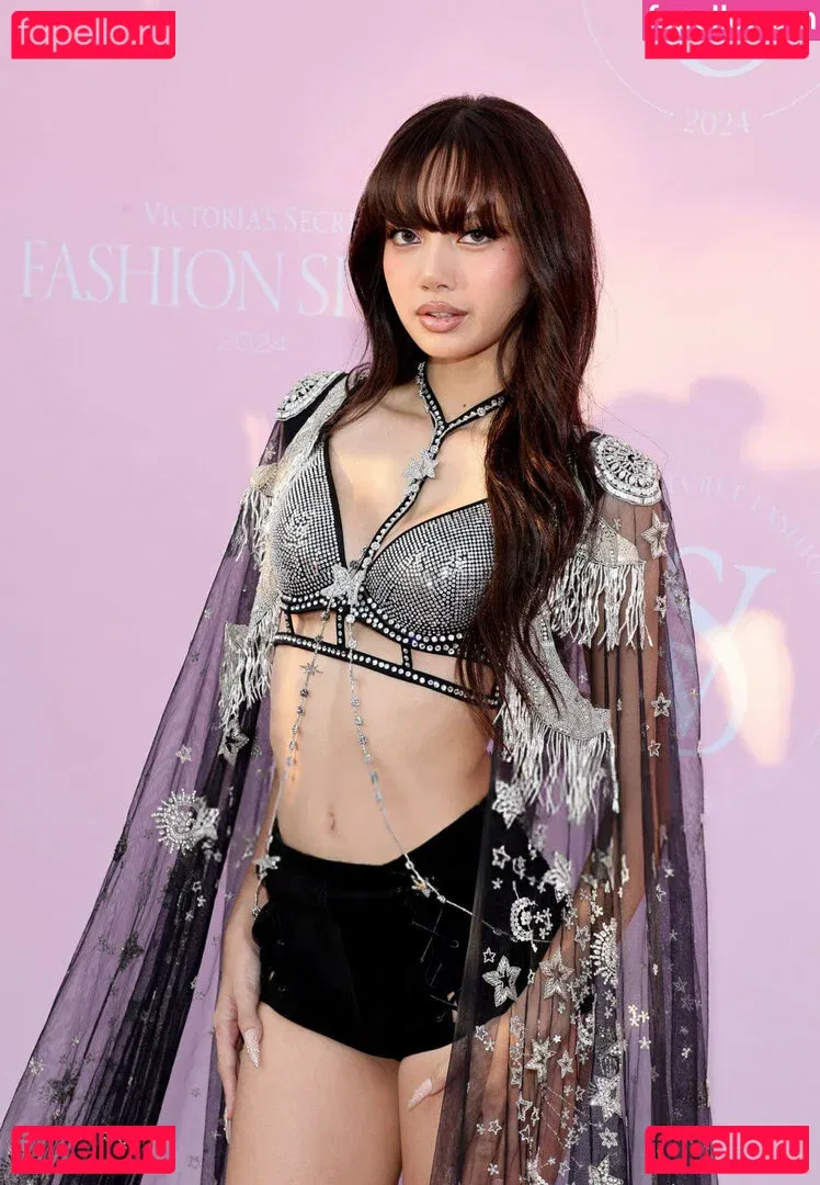 Lisa Blackpink Onlyfans Photo Gallery 