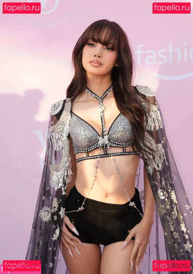 Lisa Blackpink Onlyfans Photo Gallery 