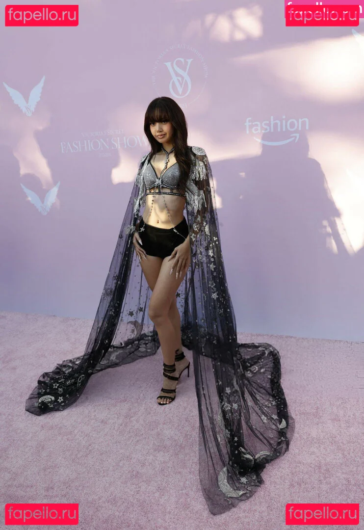 Lisa Blackpink Onlyfans Photo Gallery 