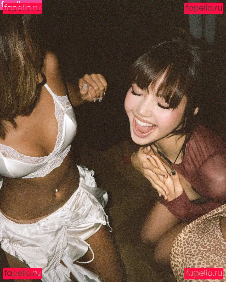 Lisa Blackpink Onlyfans Photo Gallery 