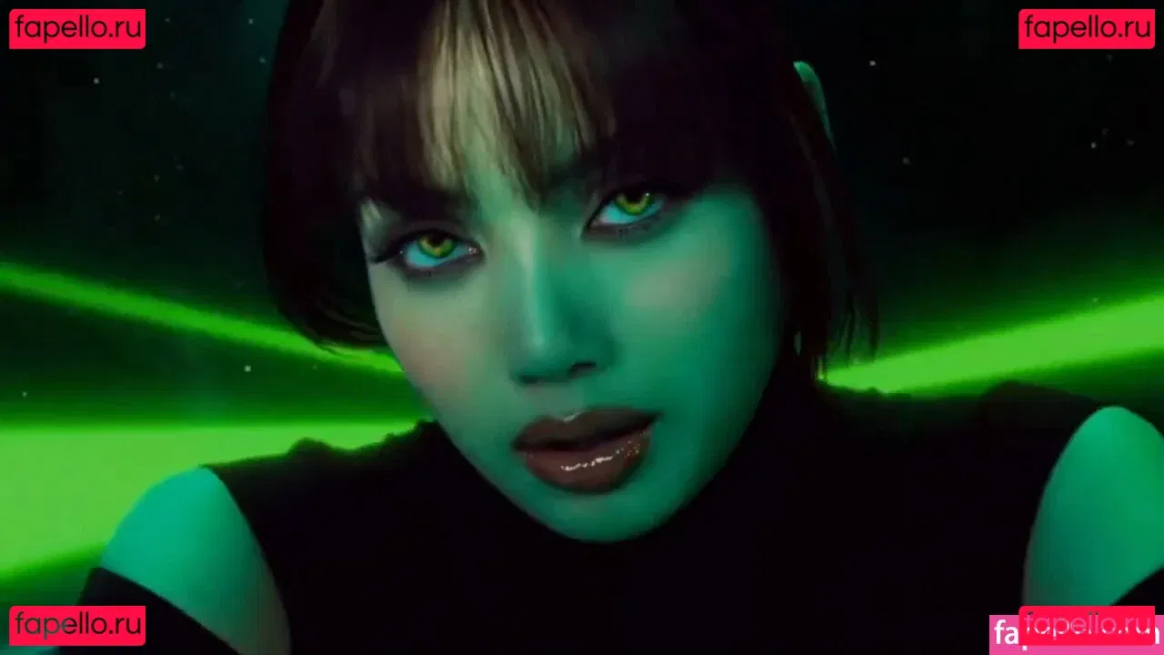 Lisa Blackpink Onlyfans Photo Gallery 