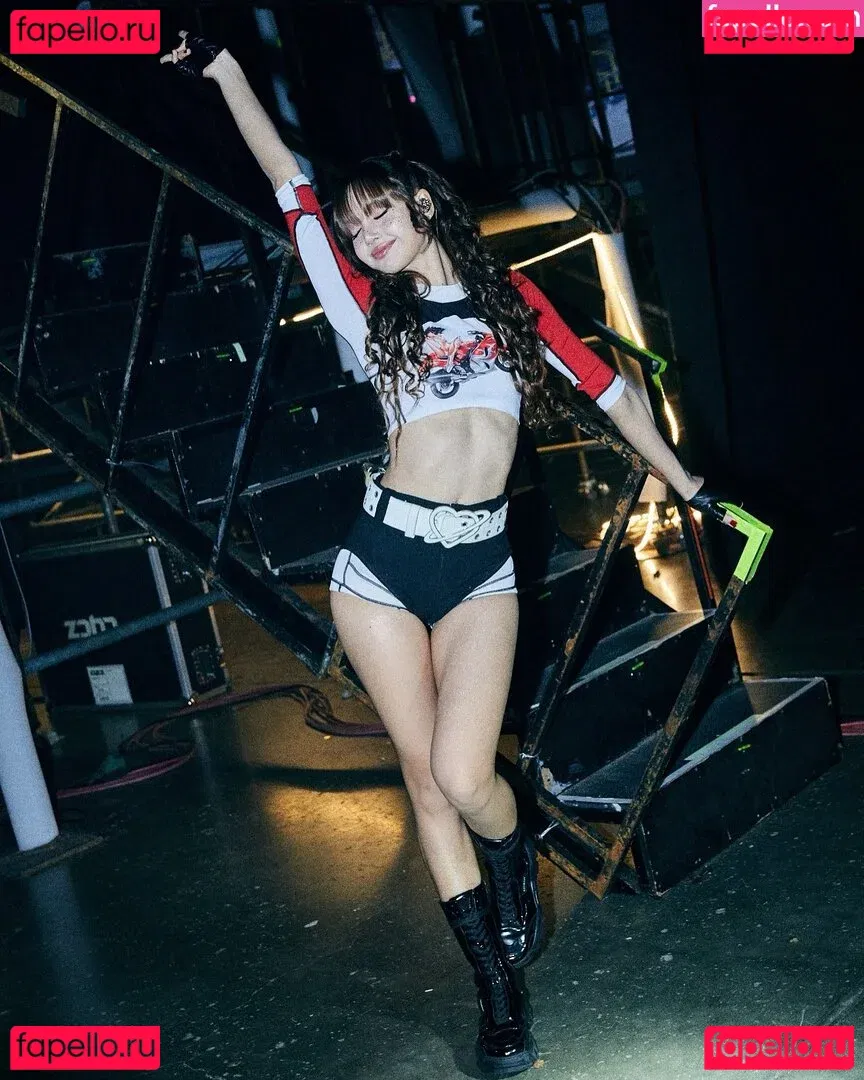 Lisa Blackpink Onlyfans Photo Gallery 