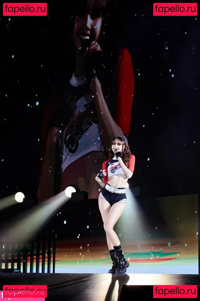 Lisa Blackpink Onlyfans Photo Gallery 