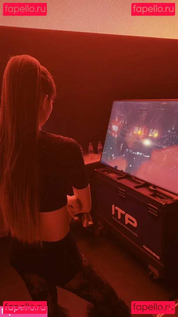 Lisa Blackpink Onlyfans Photo Gallery 