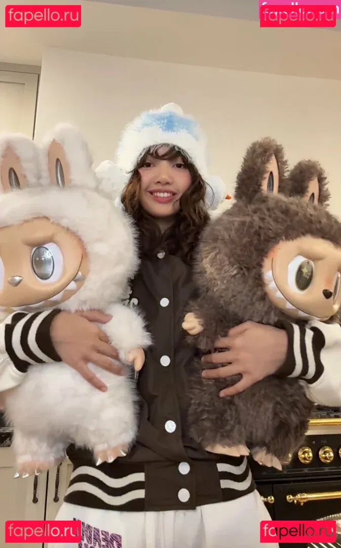 Lisa Blackpink Onlyfans Photo Gallery 