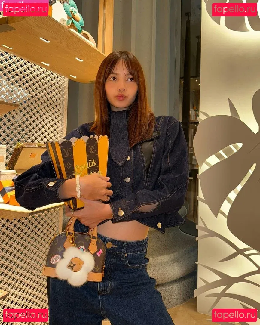 Lisa Blackpink Onlyfans Photo Gallery 