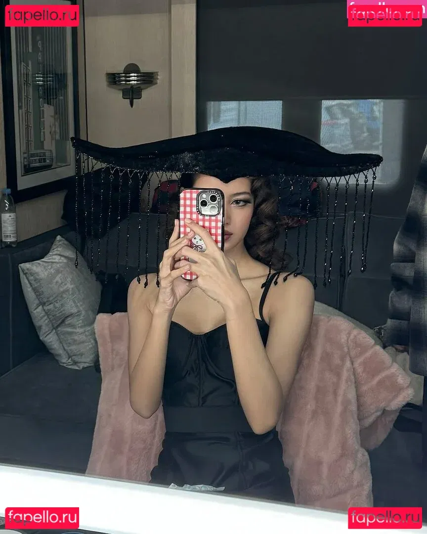 Lisa Blackpink Onlyfans Photo Gallery 