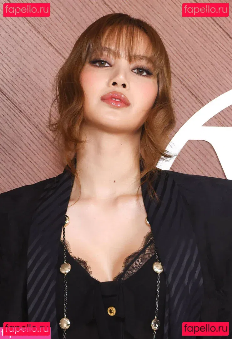 Lisa Blackpink Onlyfans Photo Gallery 