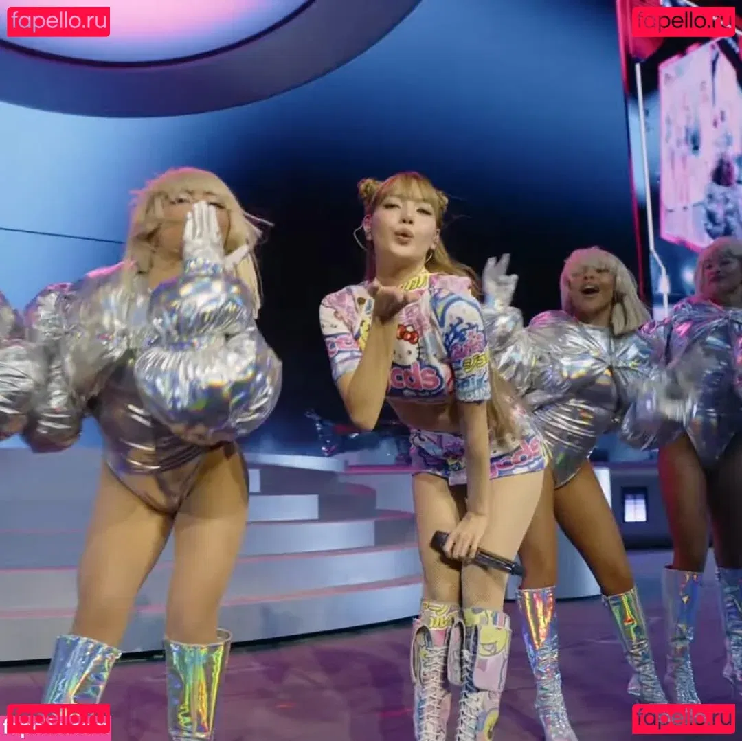 Lisa Blackpink Onlyfans Photo Gallery 