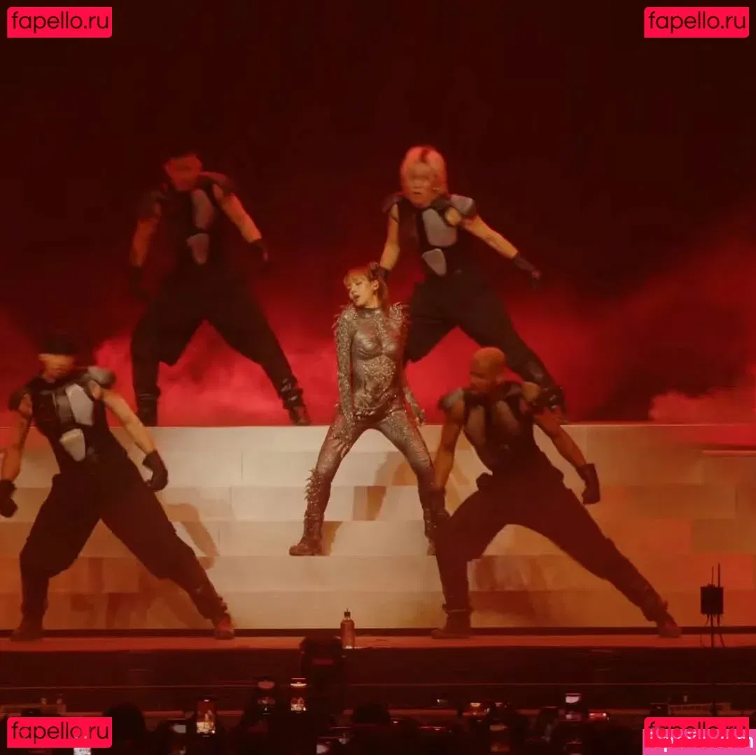 Lisa Blackpink Onlyfans Photo Gallery 