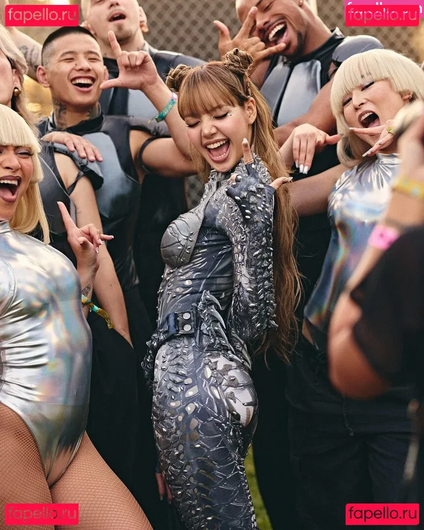 Lisa Blackpink Onlyfans Photo Gallery 