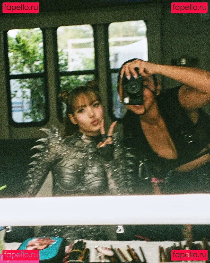 Lisa Blackpink Onlyfans Photo Gallery 