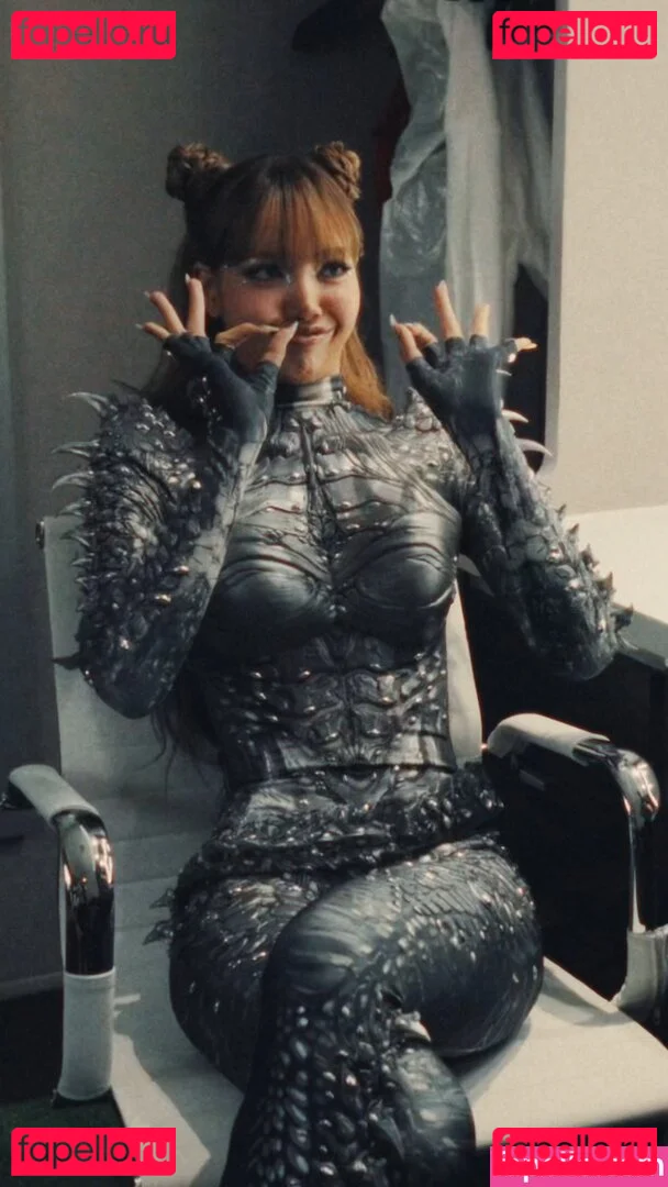 Lisa Blackpink Onlyfans Photo Gallery 