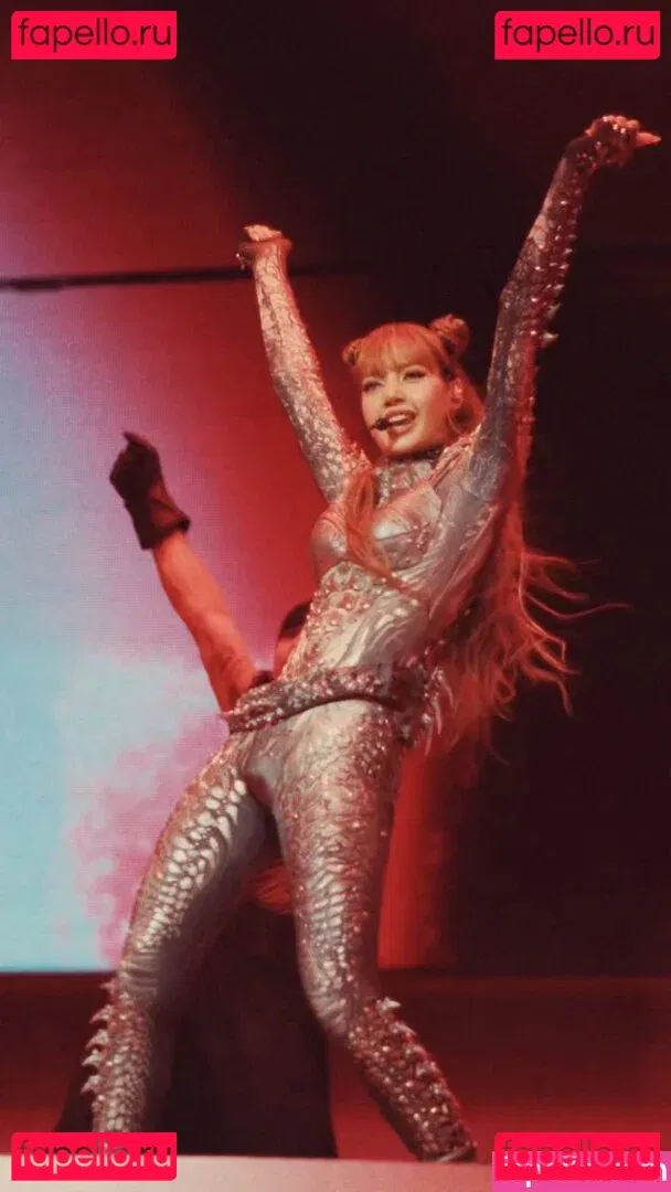 Lisa Blackpink Onlyfans Photo Gallery 