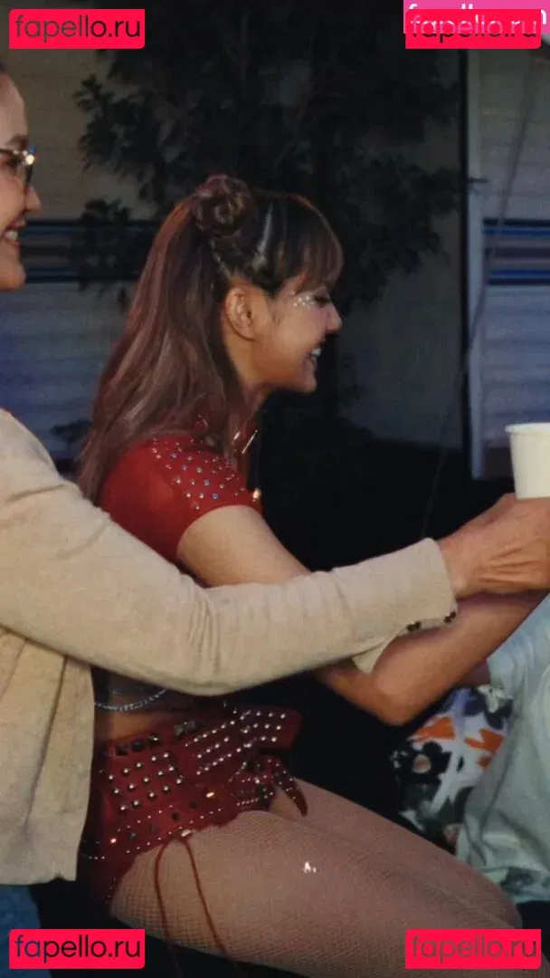 Lisa Blackpink Onlyfans Photo Gallery 