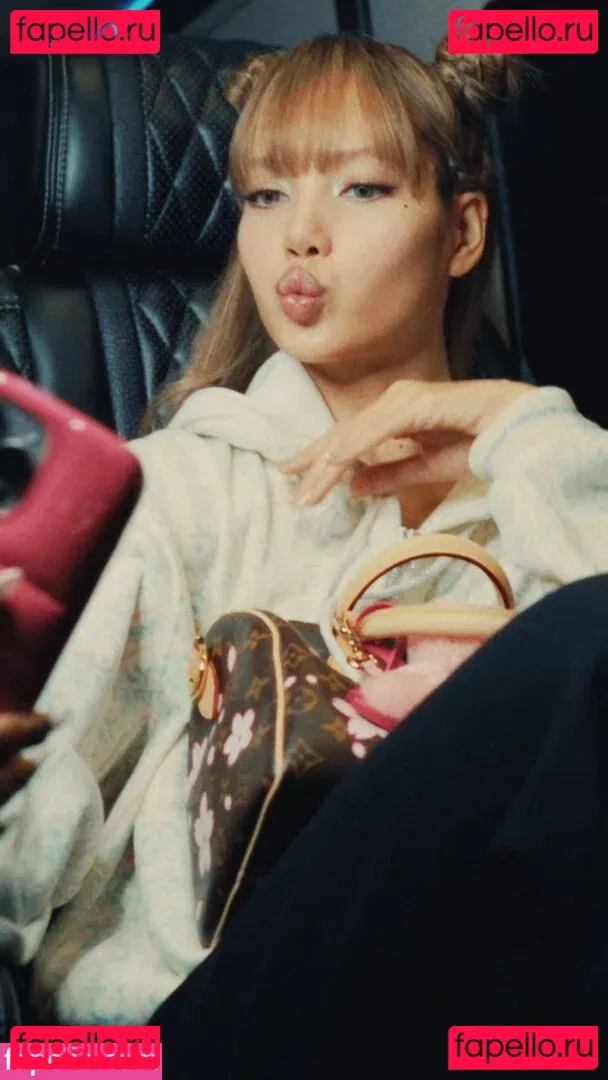 Lisa Blackpink Onlyfans Photo Gallery 