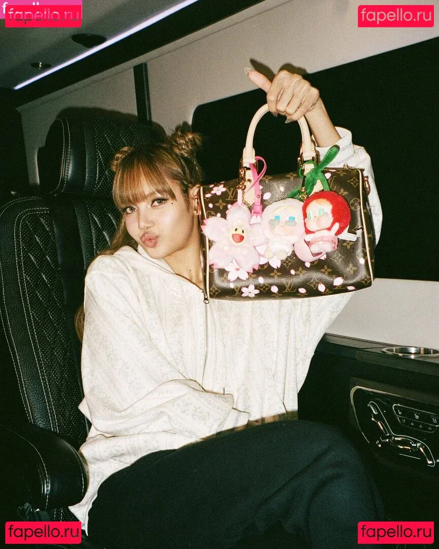 Lisa Blackpink Onlyfans Photo Gallery 