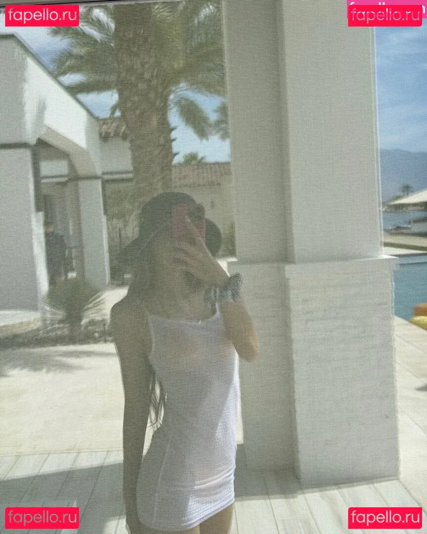 Lisa Blackpink Onlyfans Photo Gallery 