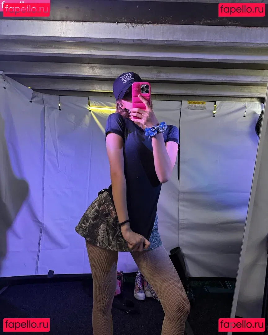 Lisa Blackpink Onlyfans Photo Gallery 