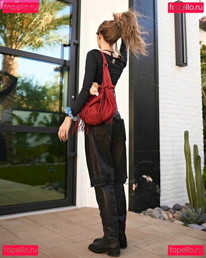 Lisa Blackpink Onlyfans Photo Gallery 