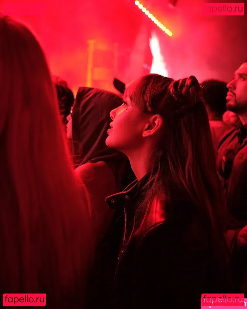 Lisa Blackpink Onlyfans Photo Gallery 