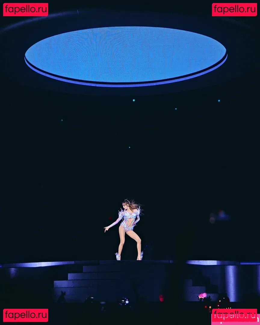 Lisa Blackpink Onlyfans Photo Gallery 