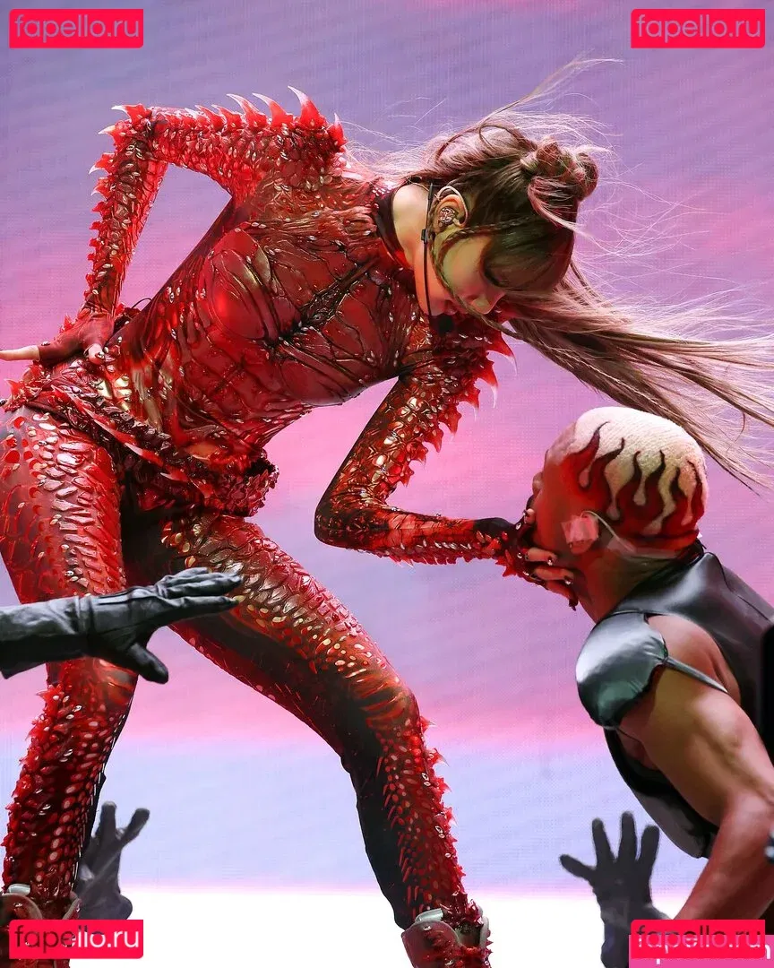 Lisa Blackpink Onlyfans Photo Gallery 