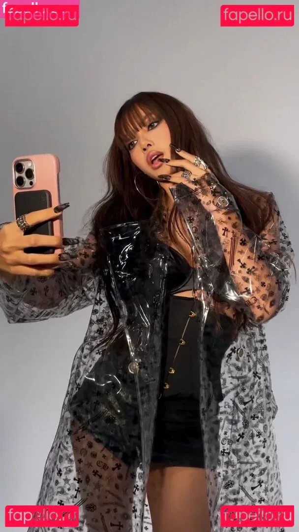 Lisa Blackpink Onlyfans Photo Gallery 