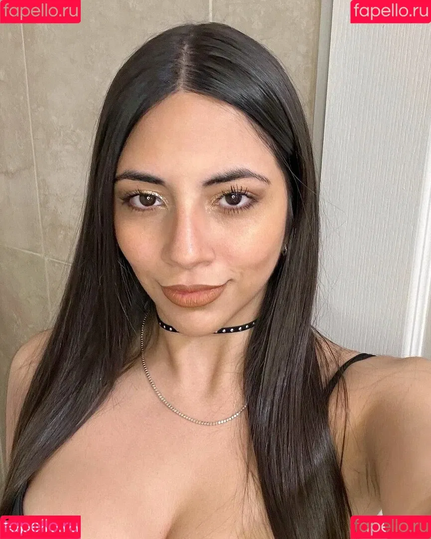 Valentina Kavata Onlyfans Photo Gallery 