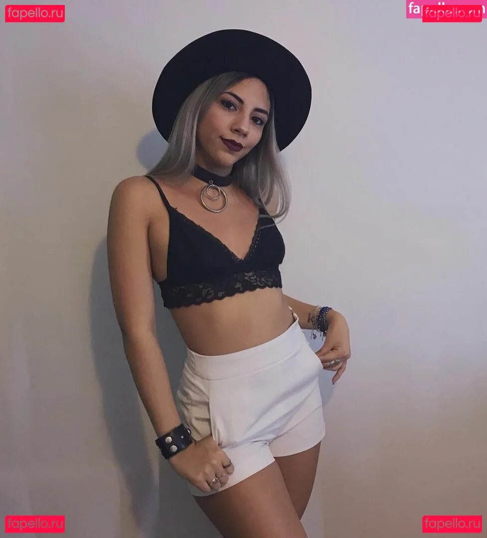 Valentina Kavata Onlyfans Photo Gallery 