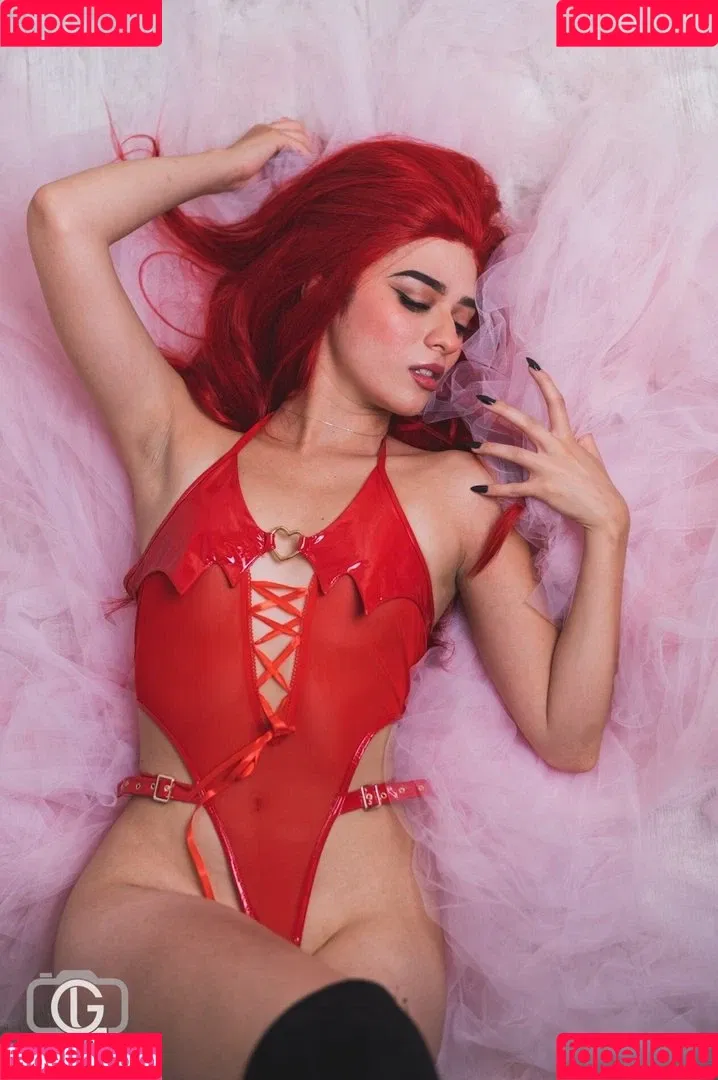 Vain Virgo Onlyfans Photo Gallery 