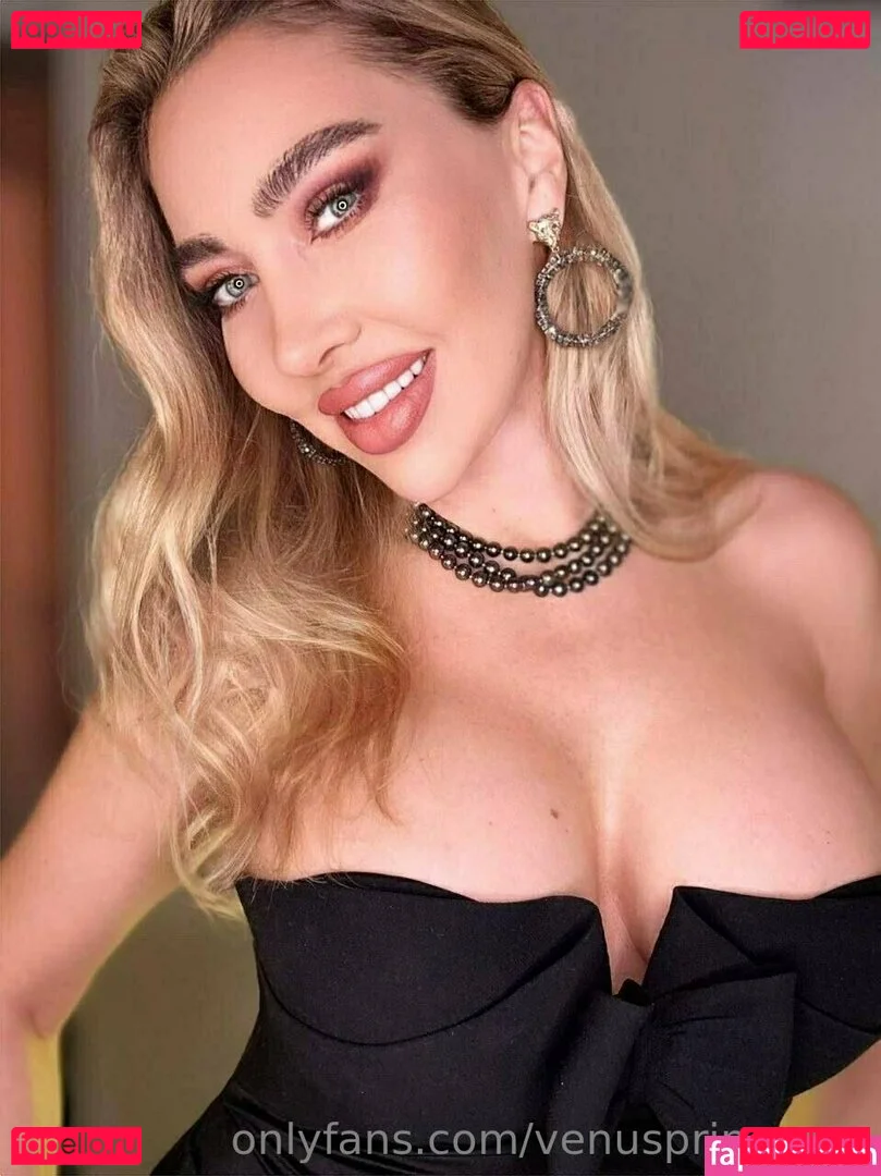 Vangog.h Onlyfans Photo Gallery 