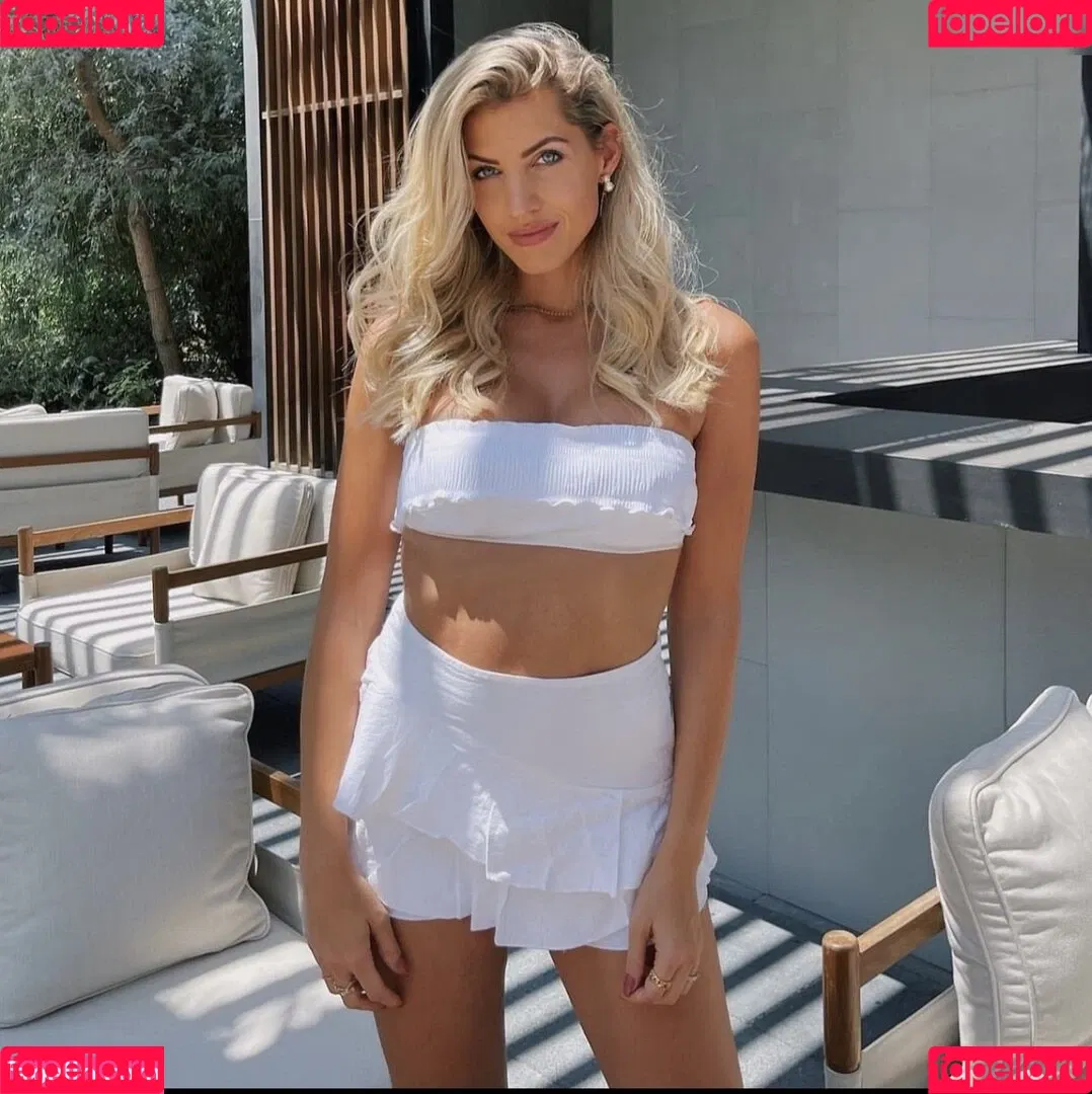 Sarah Harrison Onlyfans Photo Gallery 