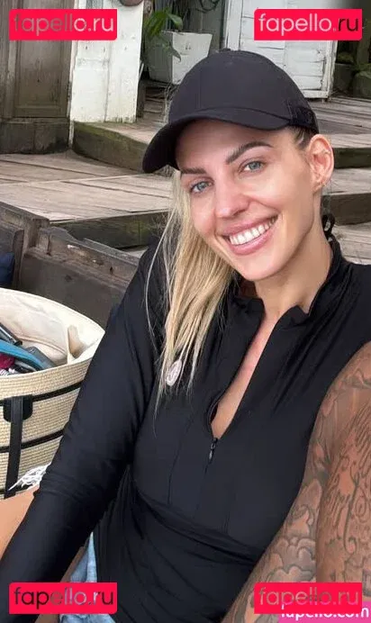 Sarah Harrison Onlyfans Photo Gallery 