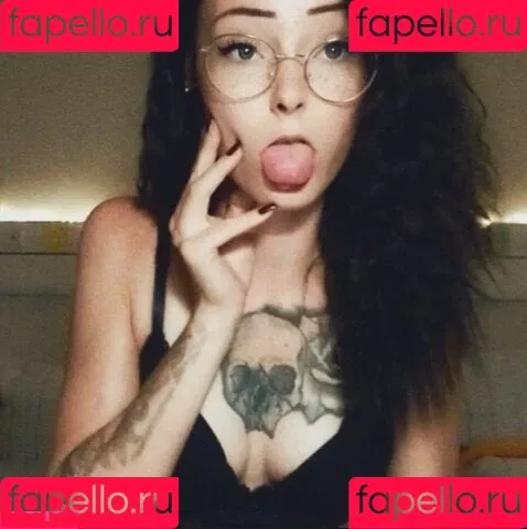LittleMissNaughty Onlyfans Photo Gallery 