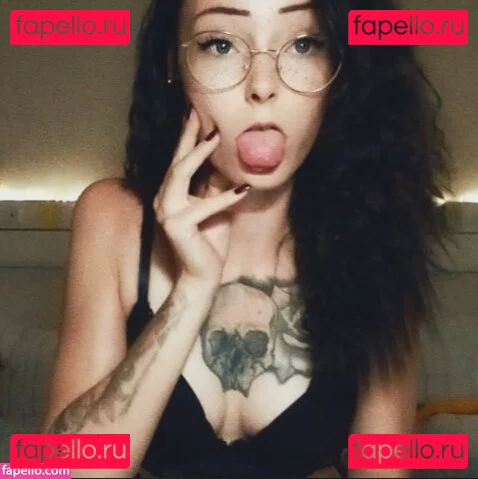 LittleMissNaughty Onlyfans Photo Gallery 