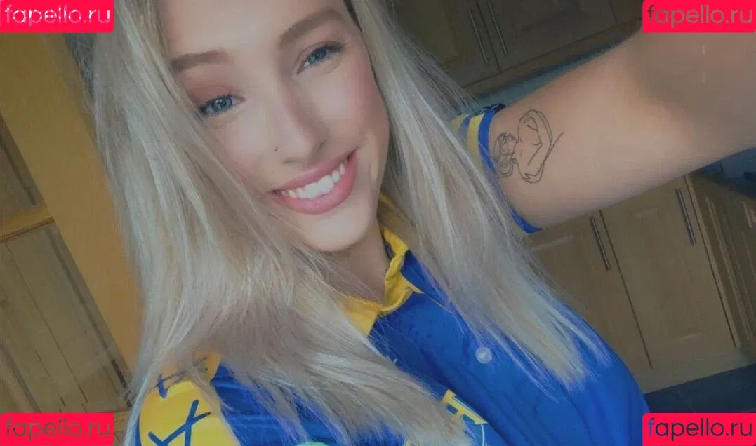 Caitlin Beevers Onlyfans Photo Gallery 