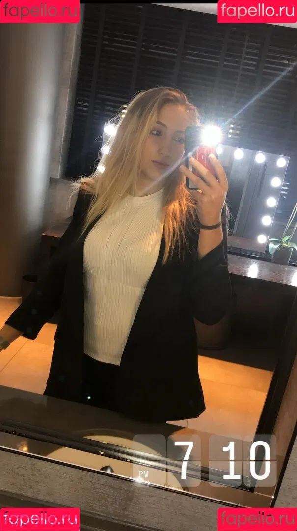 Caitlin Beevers Onlyfans Photo Gallery 