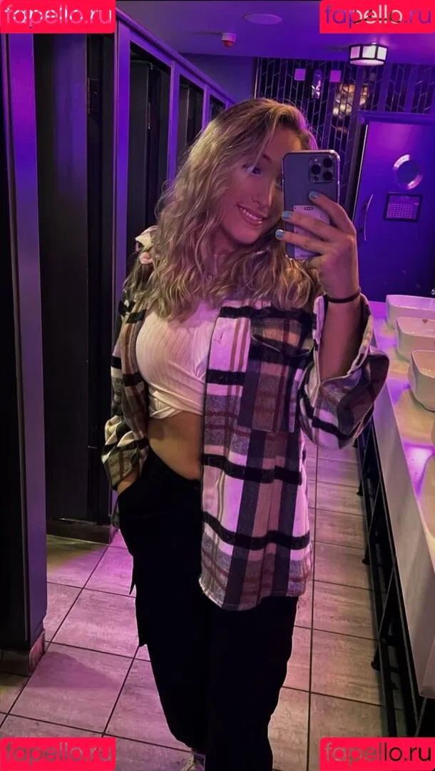 Caitlin Beevers Onlyfans Photo Gallery 