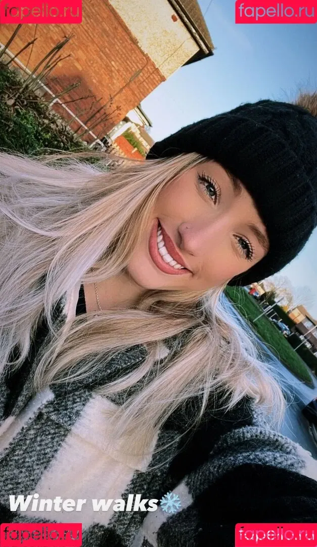 Caitlin Beevers Onlyfans Photo Gallery 
