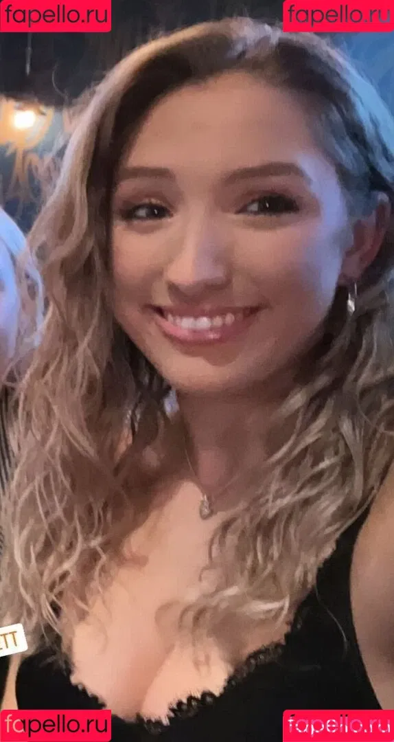 Caitlin Beevers Onlyfans Photo Gallery 